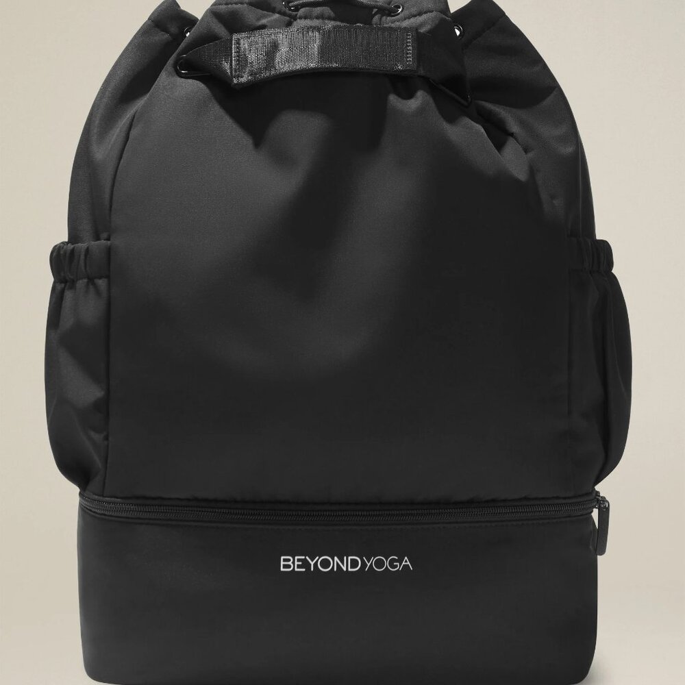 NWT Beyond Yoga  Convertible Gym Bag